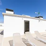 Brisamar Iii By Villagrancanaria أريناغا